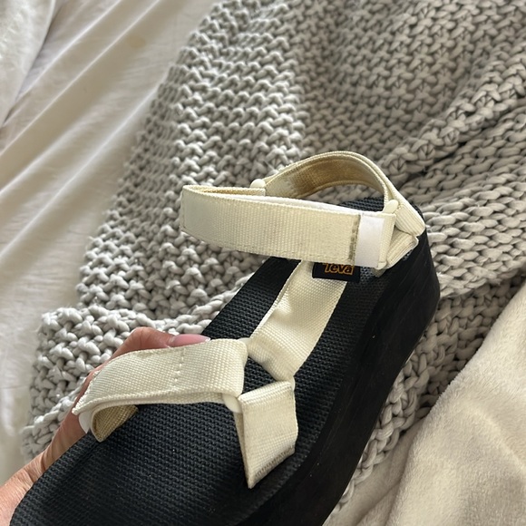 Platform Tevas - Picture 6 of 6